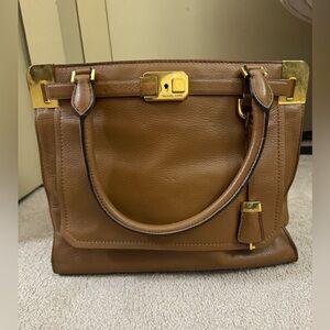 Elegant Brown Leather Handbag